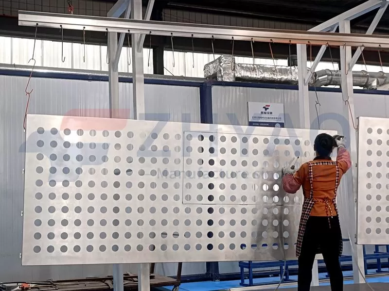 Manual Liquid Painting/Powder Coating Line With Ground Rail